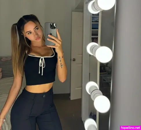 Olivia Lopez 2 OnlyFans Thumbnail #Dmc92srrIq