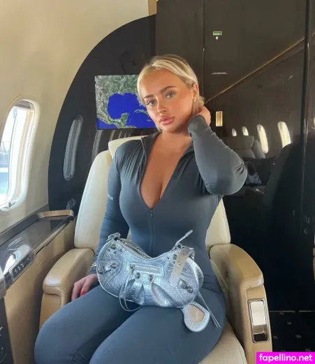 Olivia Mazukina OnlyFans Thumbnail #FyiplwZZ0X