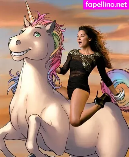 Olivia Munn OnlyFans Thumbnail #0hnK7WNJzo