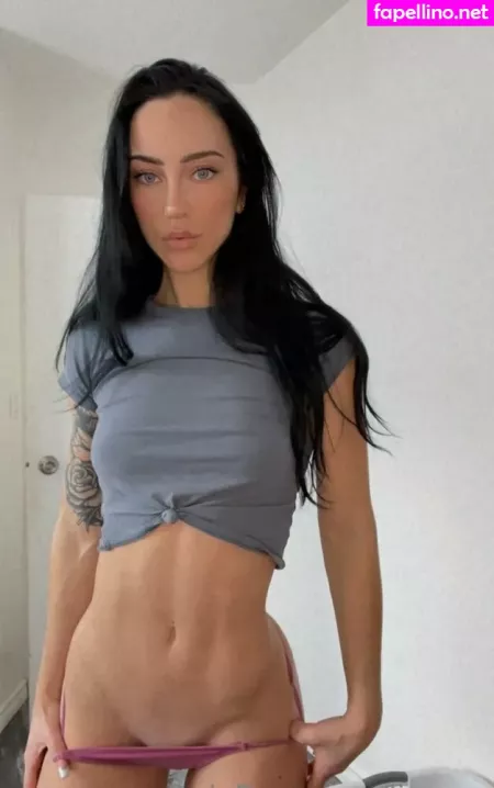 Olivia N OnlyFans Thumbnail #UJ7tVPUcwc