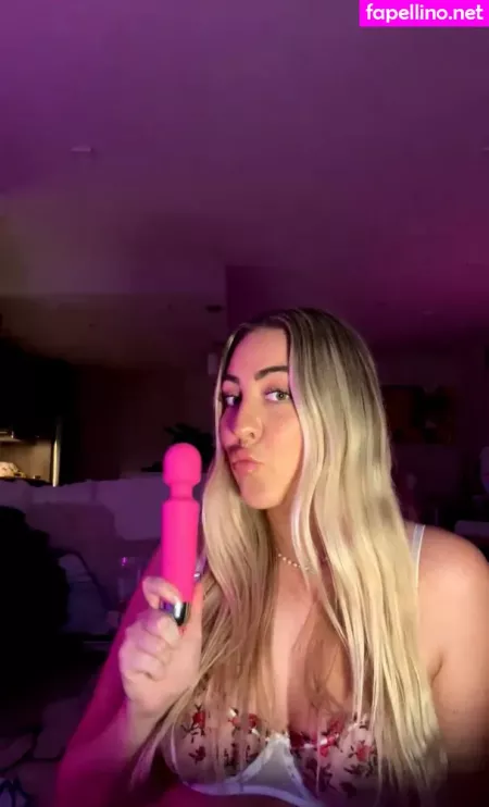 Olivia Nelson OnlyFans Thumbnail #dA40lbbOgB