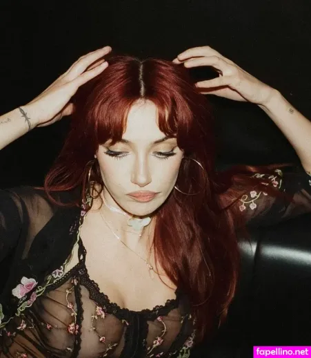 Olivia O Brien OnlyFans Thumbnail #DqMwFoqJdC