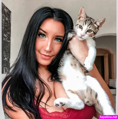 Olivia O OnlyFans Thumbnail #wJmEgC83Wh