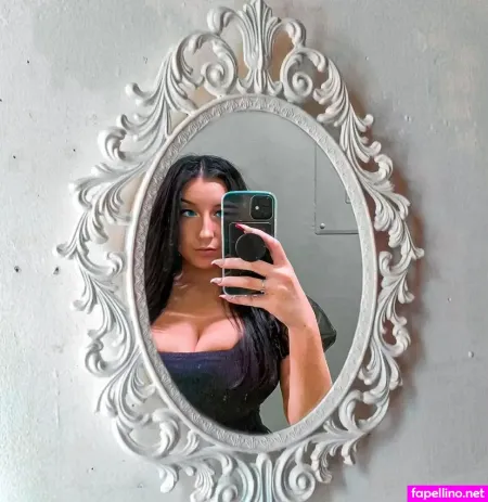 Olivia Oles OnlyFans Thumbnail #zVbvQMxFiu