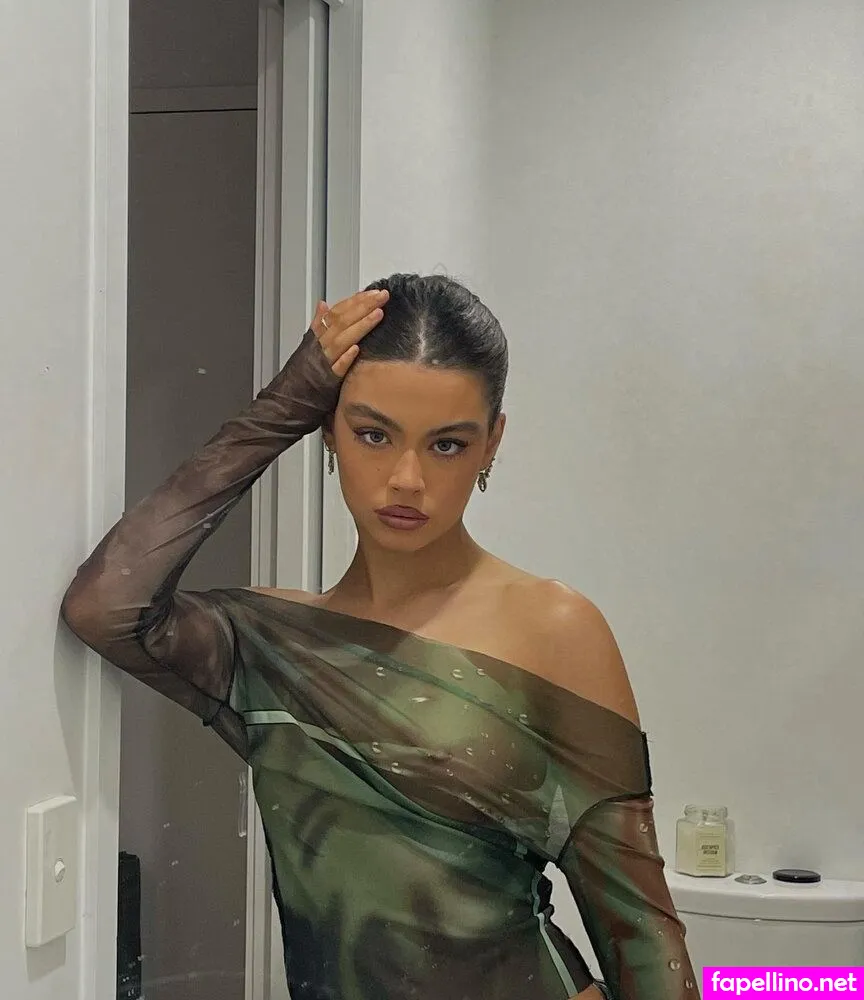 oliviaphillipps Nude Leaked OnlyFans Photo #HugeKp5cAC