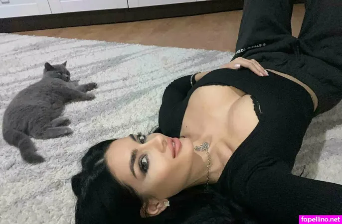 Olivia Pretty OnlyFans Thumbnail #rhGx04LPYV