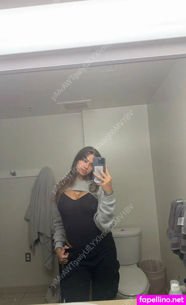 oliviassilfies Nude Leaked OnlyFans Photo #YuuREBNiYi