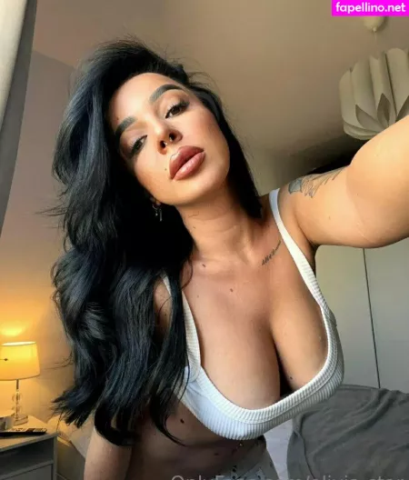 Olivia Star OnlyFans Thumbnail #w4SavpjdRi