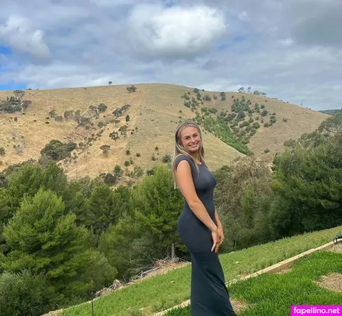 Olivia Steel OnlyFans Thumbnail #uRSLRiFjL2