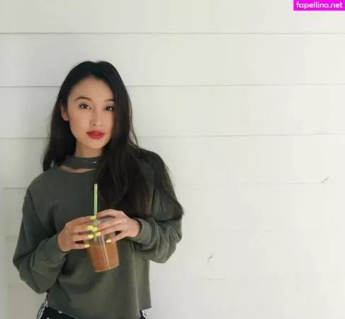 Olivia Sui OnlyFans Thumbnail #VUR5KUbg2k