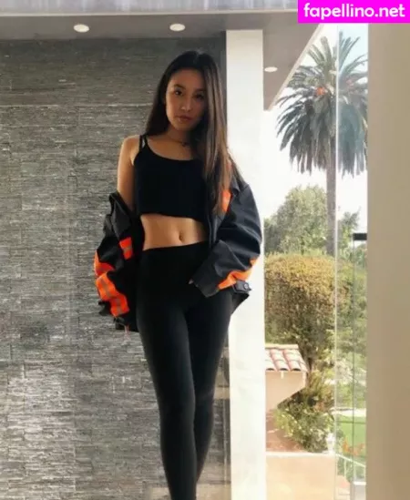 Olivia Sui OnlyFans Thumbnail #yICxM328F1