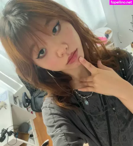 Olivia Sun OnlyFans Thumbnail #95G2HpeAYn