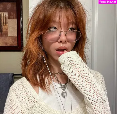 Olivia Sun OnlyFans Thumbnail #C5glcxUQz2