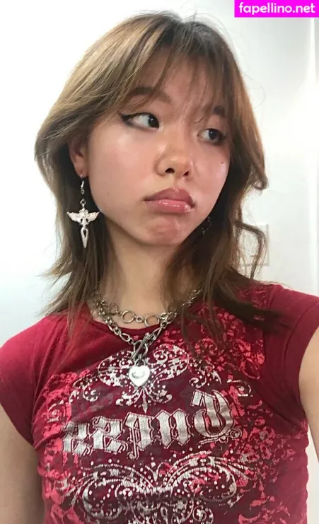 Olivia Sun OnlyFans Thumbnail #EbX4PbjXZ9