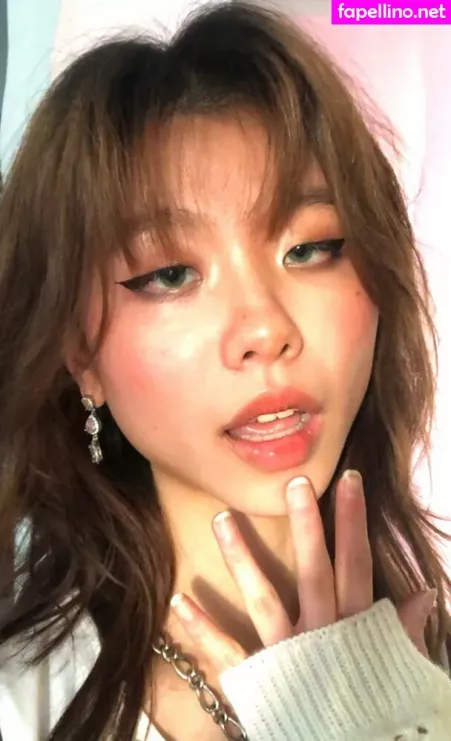 Olivia Sun OnlyFans Thumbnail #Jnr5U60QsQ