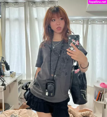 Olivia Sun OnlyFans Thumbnail #U5eh7MmUYE