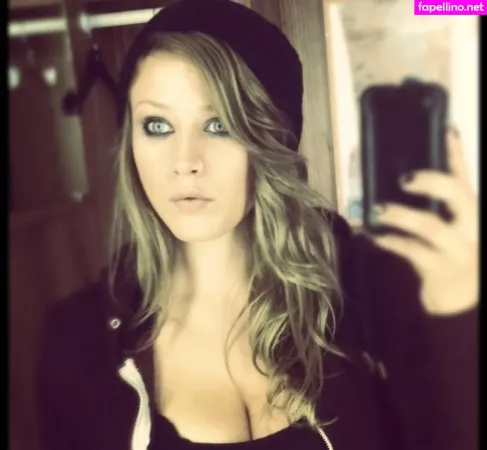 Olivia Taylor Dudley OnlyFans Thumbnail #BYksI0O2Ee