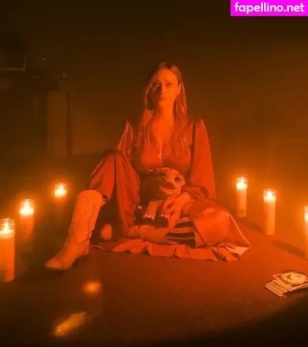 Olivia Taylor Dudley OnlyFans Thumbnail #Orsz4iAaot