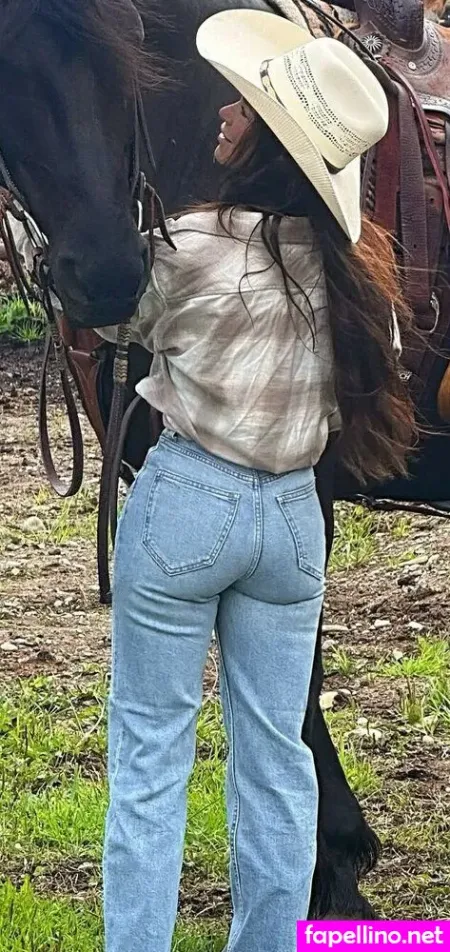 Olivia Young OnlyFans Thumbnail #OMPYXPtJ46