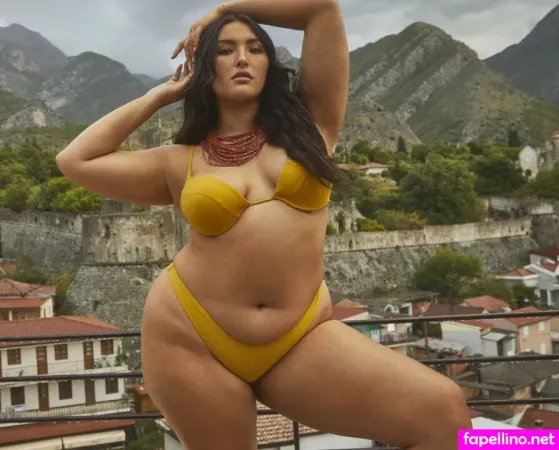 Olivia Yumi OnlyFans Thumbnail #2edwU1IlrK