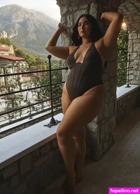 Olivia Yumi OnlyFans Thumbnail #gEJunLjTn8