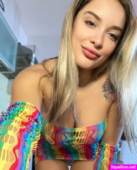Oliviaaray OnlyFans Thumbnail #hypT0vtaq2