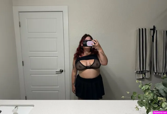Oliviabella OnlyFans Thumbnail #iVhhnHnNib