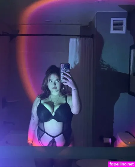 Oliviabella OnlyFans Thumbnail #zaK5iL0OnL