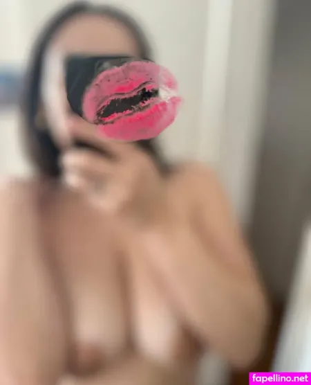 Oliviaferragamo OnlyFans Thumbnail #Rs9B7uC7ey