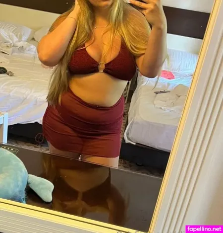 Oliviafox01 OnlyFans Thumbnail #FAvQVWnhHD