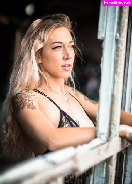 Oliviah08 OnlyFans Thumbnail #Iz7o68xwOn