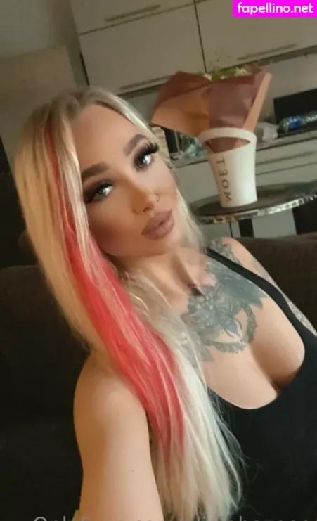 Oliviahazeee OnlyFans Thumbnail #EfMhYqc181