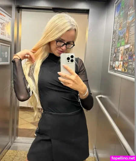 Oliviaiui OnlyFans Thumbnail #azeNJvr5ZX