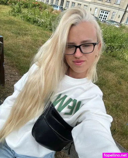 Oliviaiui OnlyFans Thumbnail #jNkAOe45wk