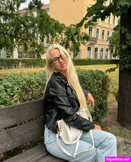 Oliviaiui OnlyFans Thumbnail #n2WD4pEuqe