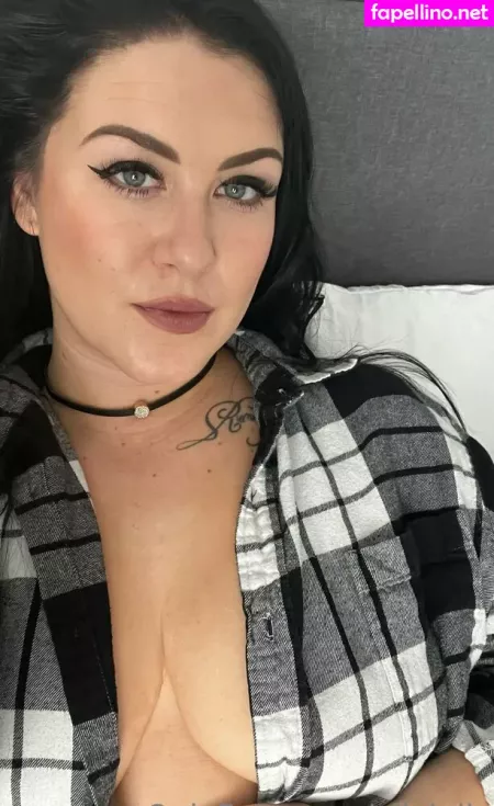 Olivializ OnlyFans Thumbnail #atJDcIed2q