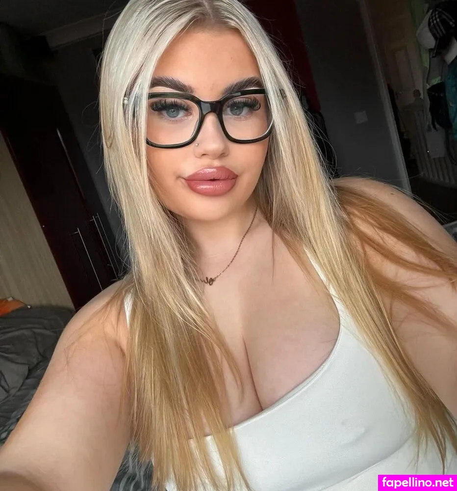 oliviacastaxx, olivianorthxo Nude Leaked OnlyFans Photo #pMEkZSA3k8