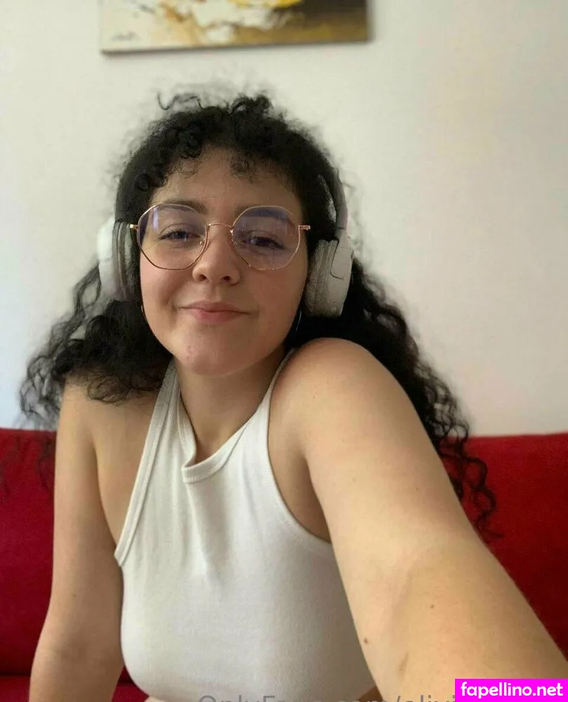 baby_marina, olivialovex, oliviaoflove Nude Leaked OnlyFans Photo #jc3riFXpp0