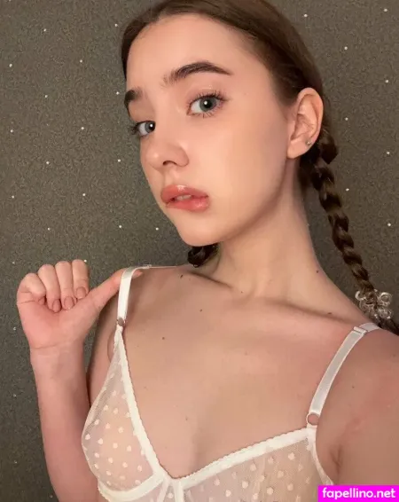 Oliviaoi OnlyFans Thumbnail #80ENUz86BO