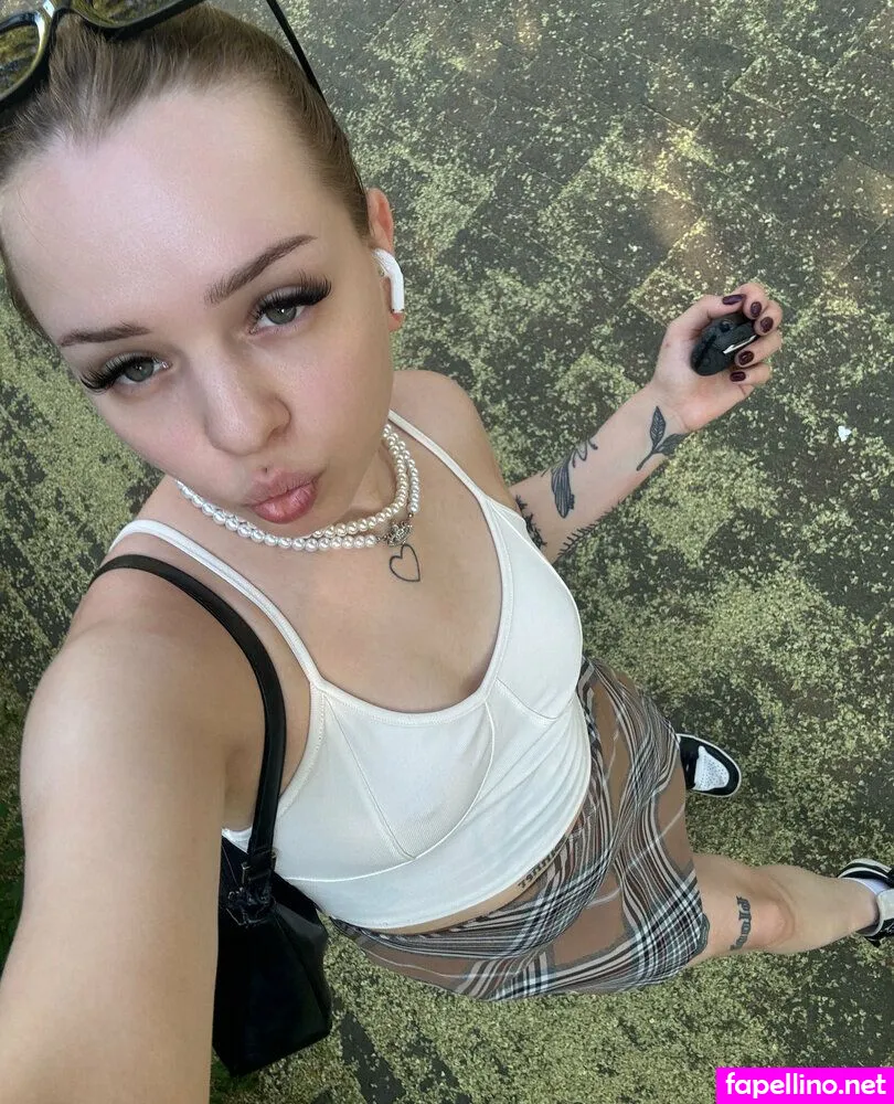 oliviaola Nude Leaked OnlyFans Photo #88JtuBa4rd