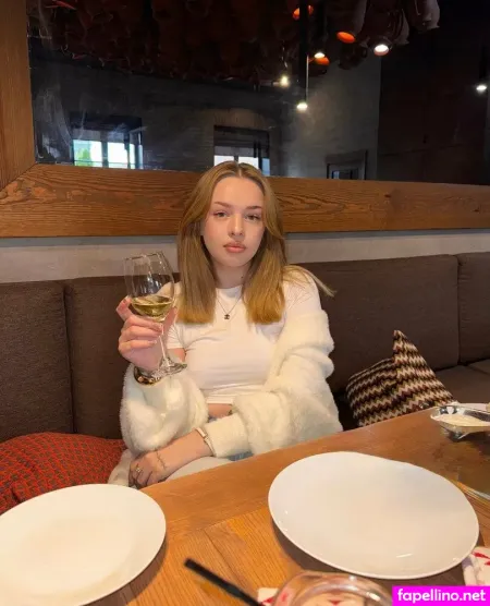 Oliviaola OnlyFans Thumbnail #uN5OM6WzSe