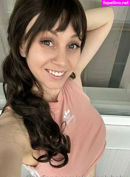 Oliviaonlybaby OnlyFans Thumbnail #WfOLa2KWcW