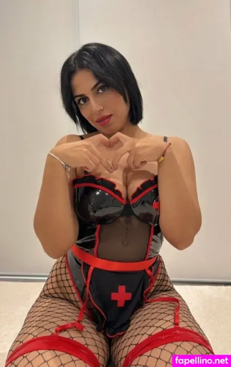 Oliviapeachyy OnlyFans Thumbnail #FQGuAEc8v5