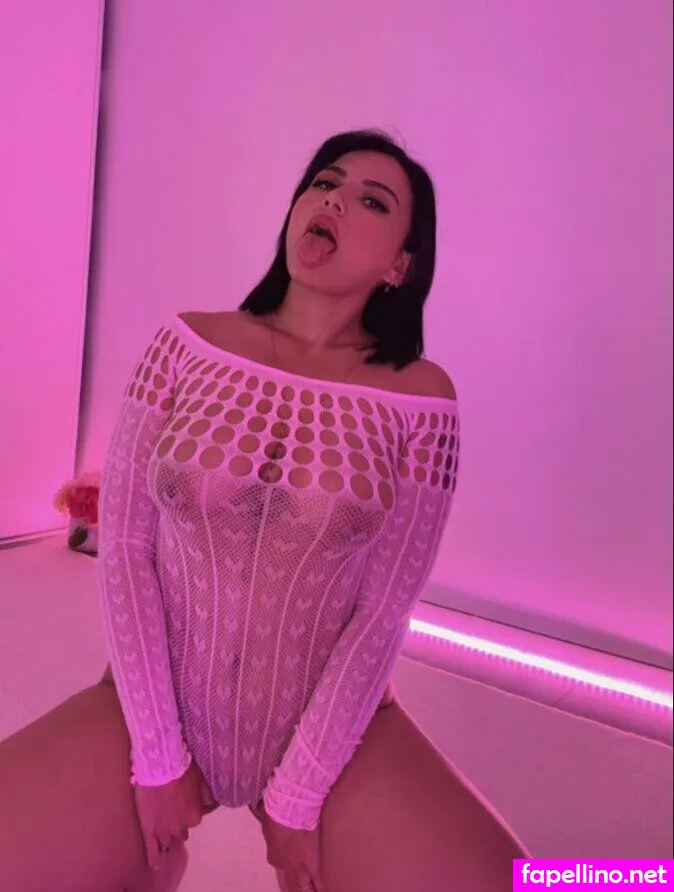 oliviapeachart, oliviapeachyy Nude Leaked OnlyFans Photo #OAs3UtDTAn