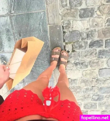 Oliviarcox OnlyFans Thumbnail #J6zFKuW2RM