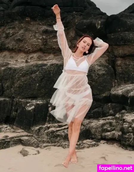 Oliviarcox OnlyFans Thumbnail #RoBqbGtfjL