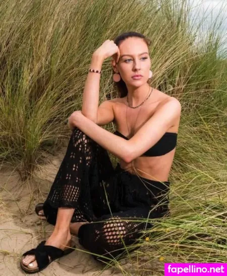 Oliviarcox OnlyFans Thumbnail #dmuIStlhQ0