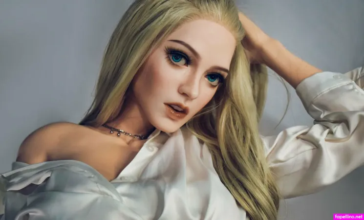 Oliviasmith OnlyFans Thumbnail #3q87INnZj8