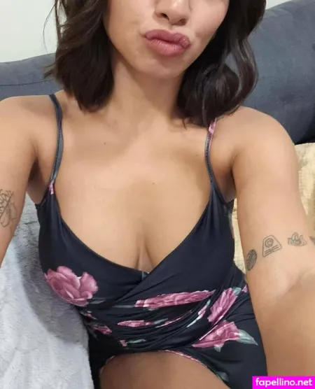 Oliviasn0w OnlyFans Thumbnail #lRYiyjcOkg