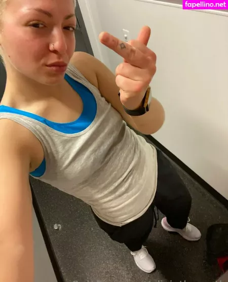 Oliviathenorth OnlyFans Thumbnail #Y2zRzNwlod